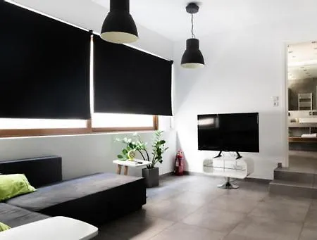 Hermes Apartment *