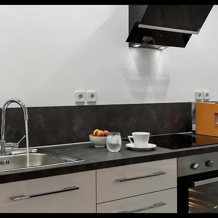 Hermes Apartment